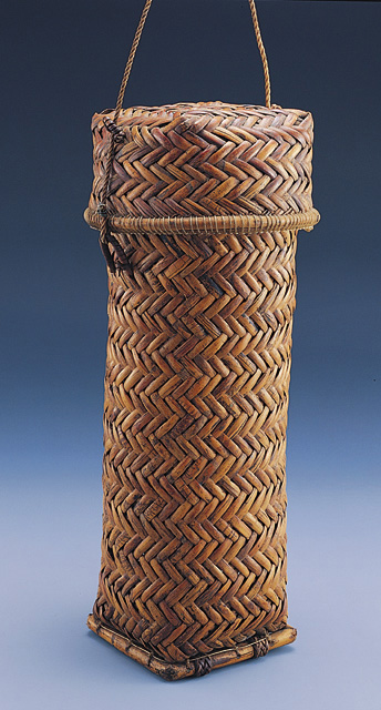 籐編鐮刀籃